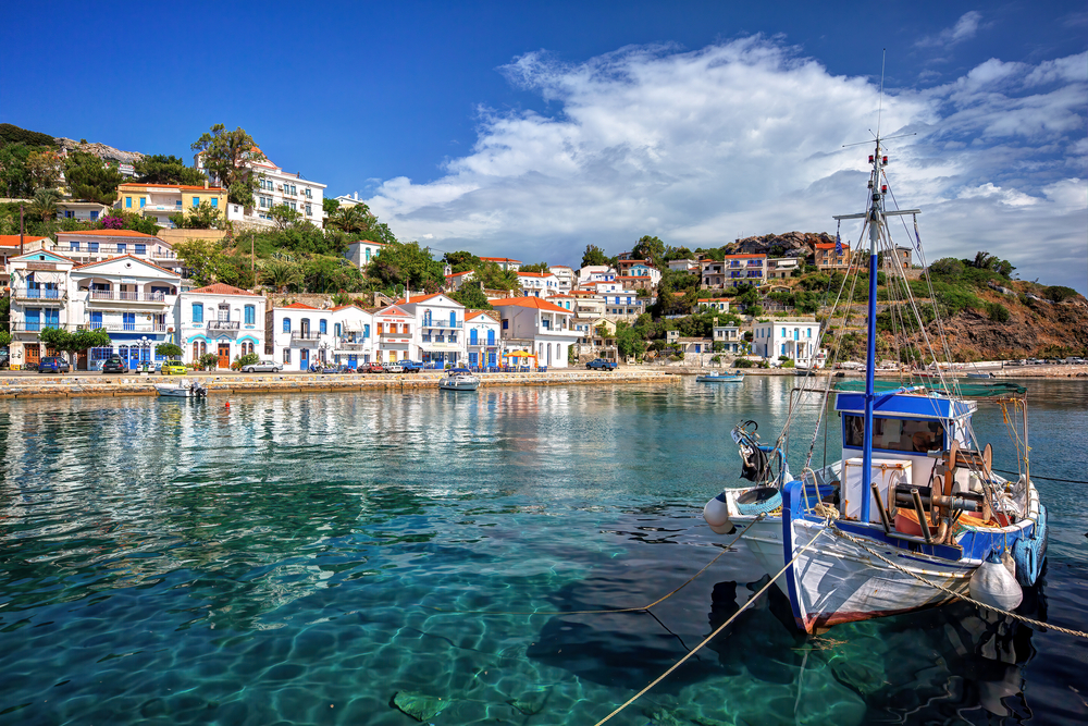 IKARIA APARTMENTS
